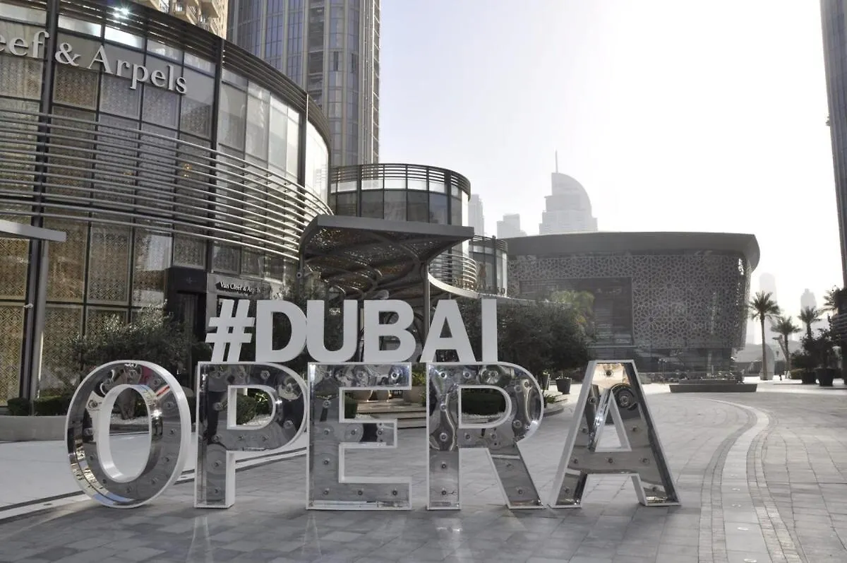 Frank Porter - Burj Vista Dubai United Arab Emirates