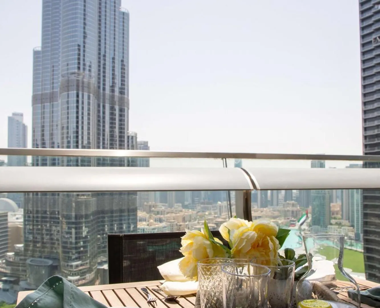 Apartment Frank Porter - Burj Vista Dubai