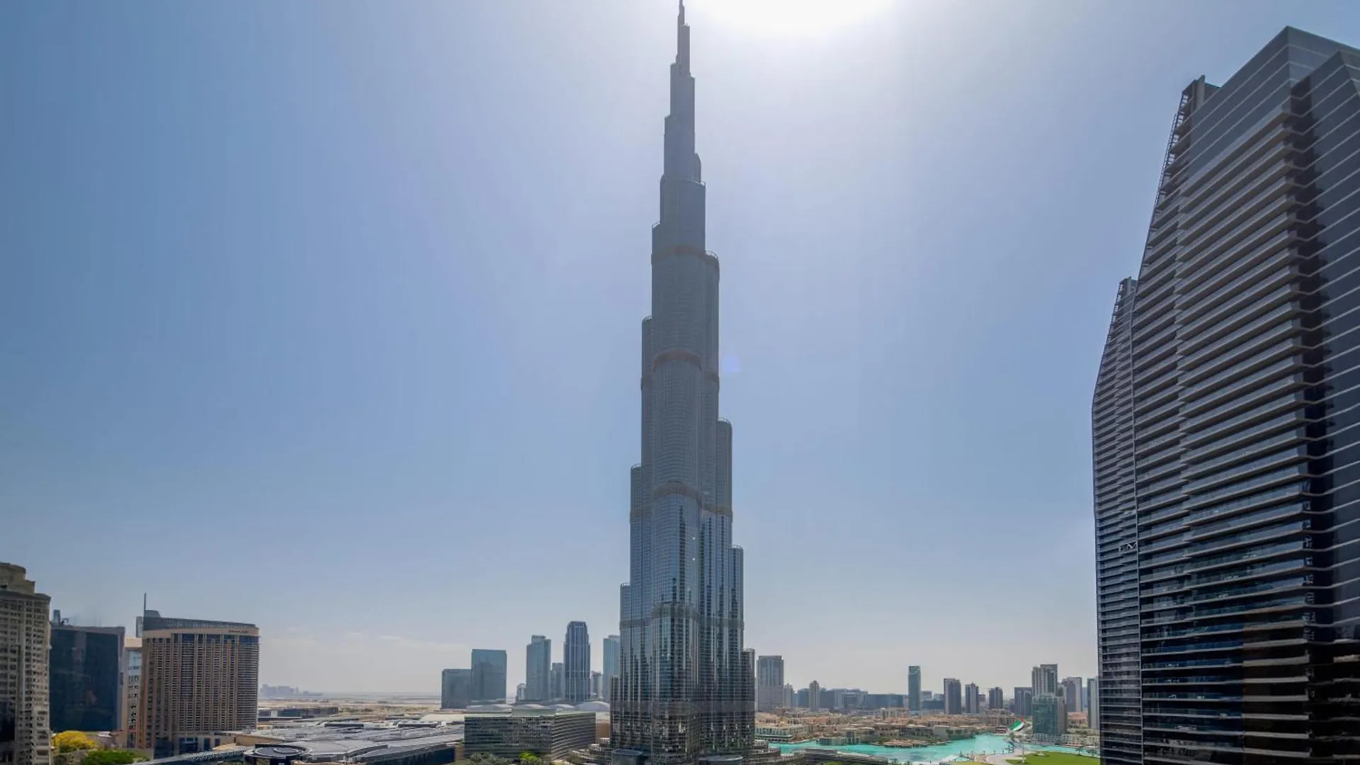 Frank Porter - Burj Vista Dubai