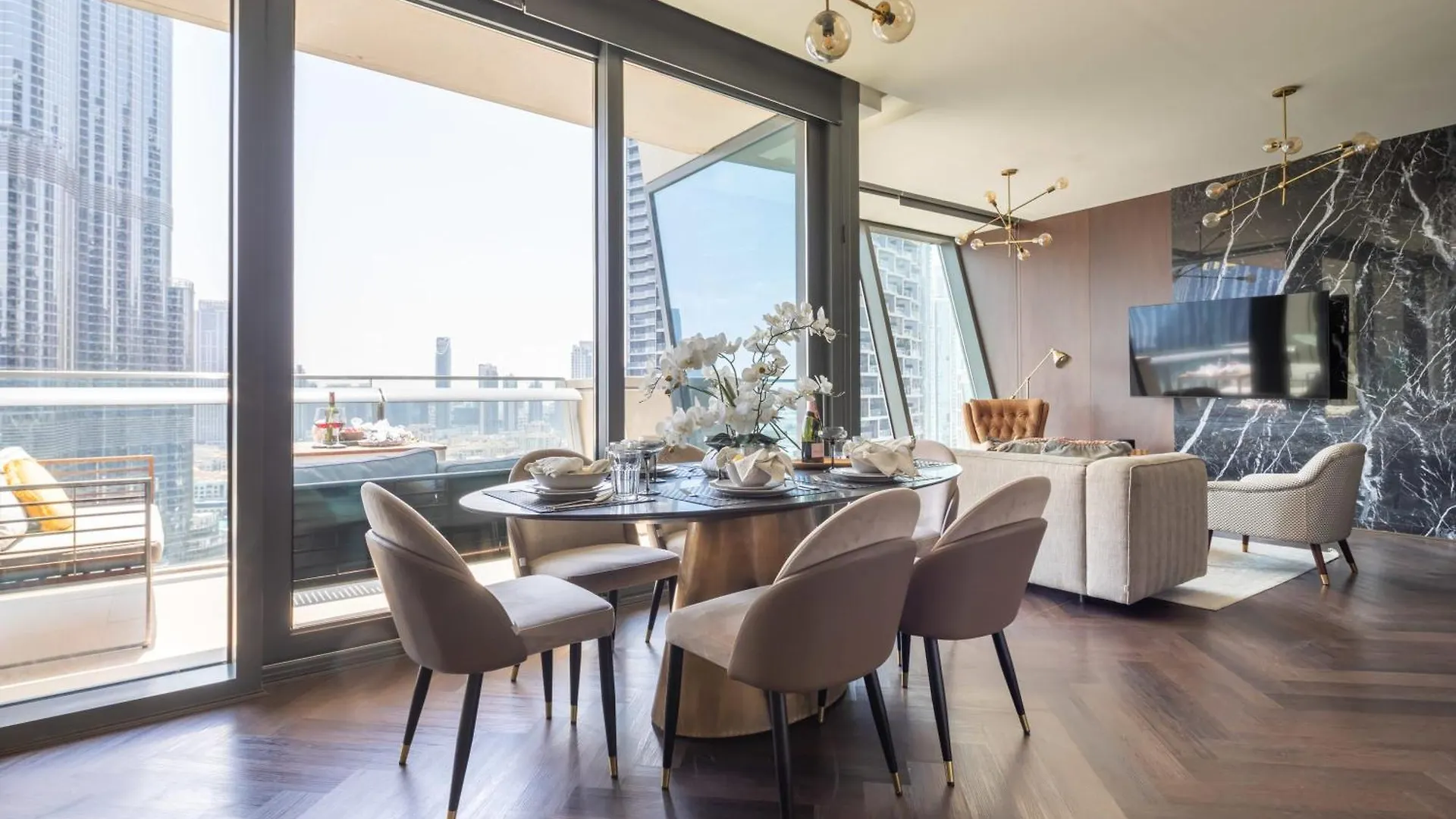 Apartment Frank Porter - Burj Vista Dubai