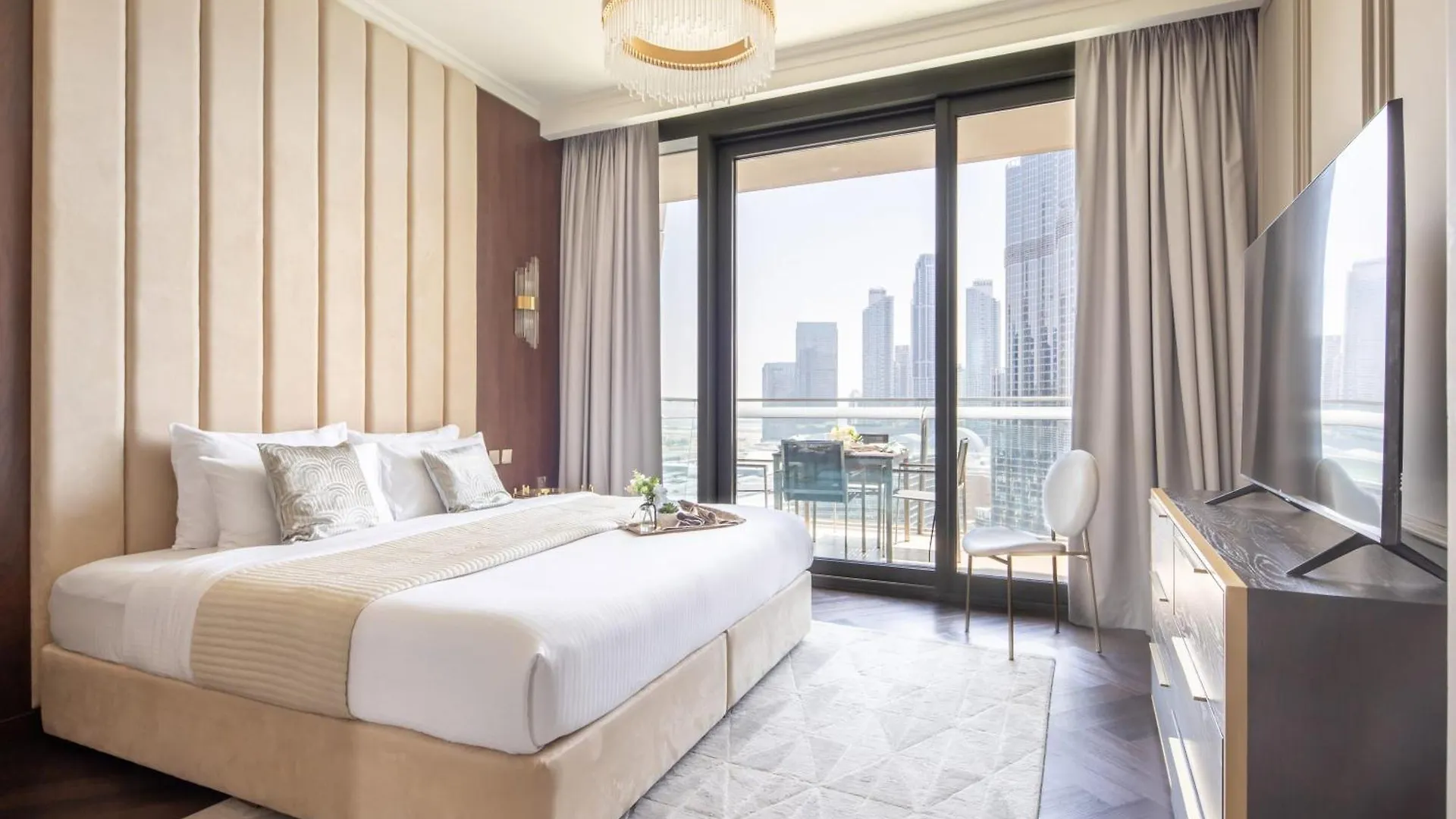 Frank Porter - Burj Vista Dubai 0*,  United Arab Emirates